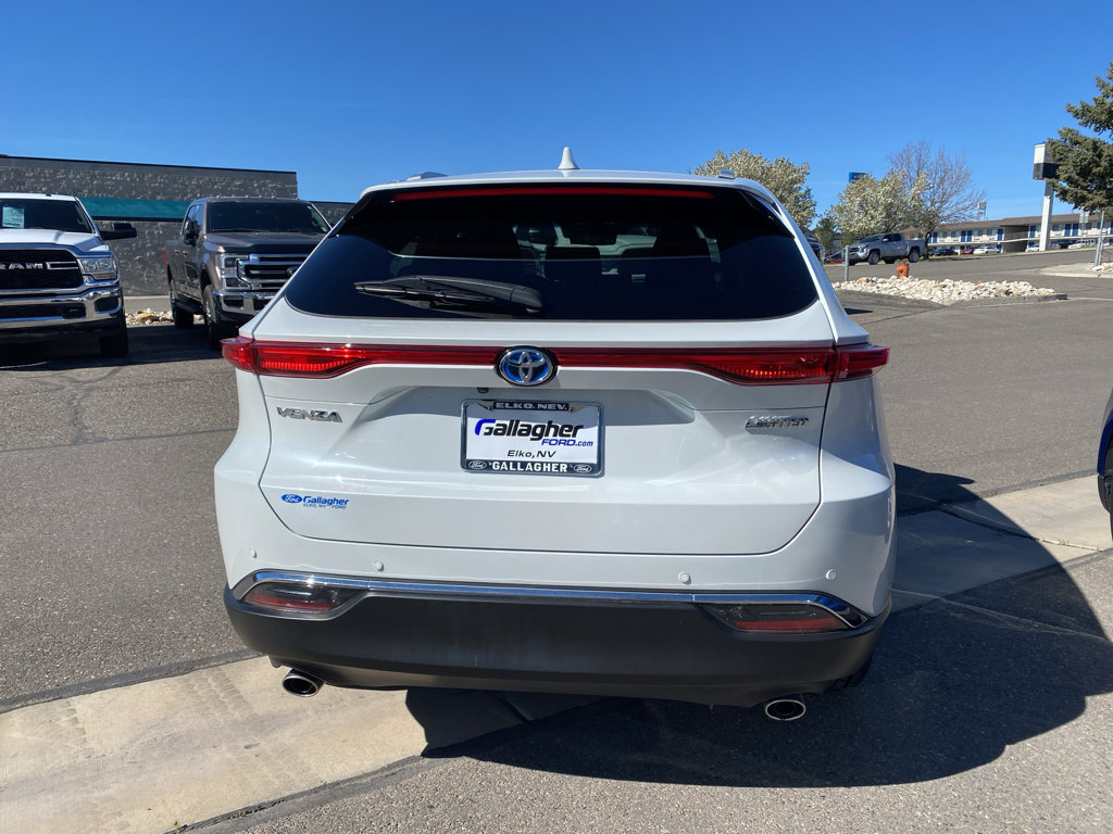 Used 2023 Toyota Venza Limited image 22