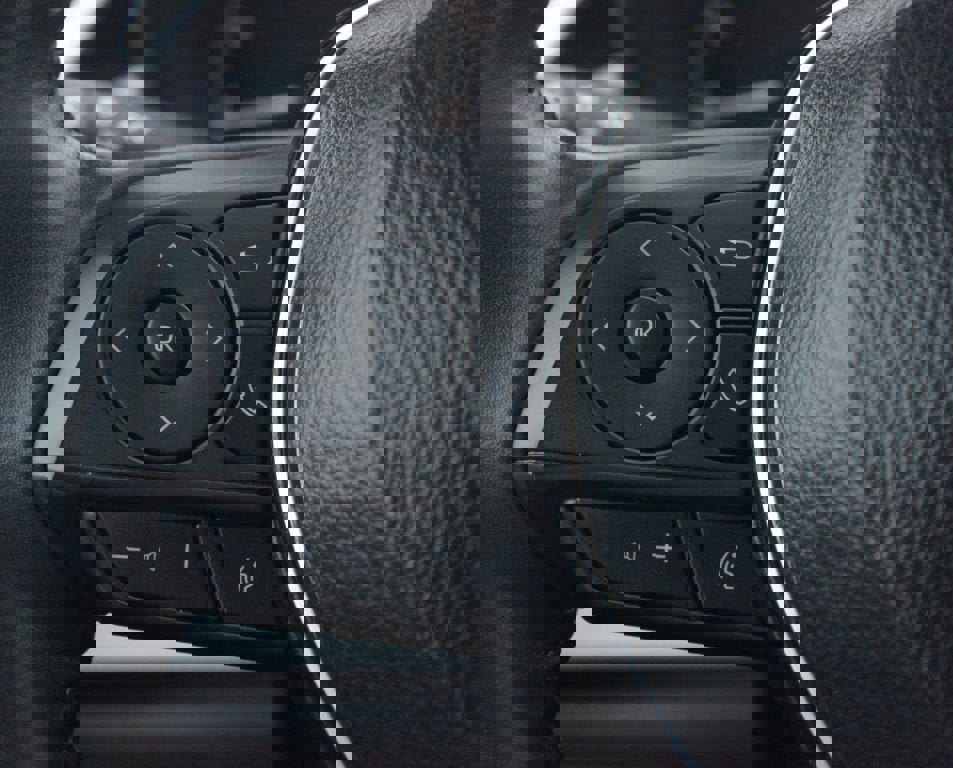 Certified 2025 Toyota Corolla SE image 8