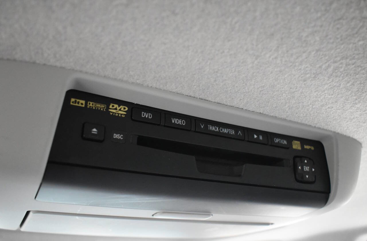 Used 2012 Toyota Highlander Limited image 37