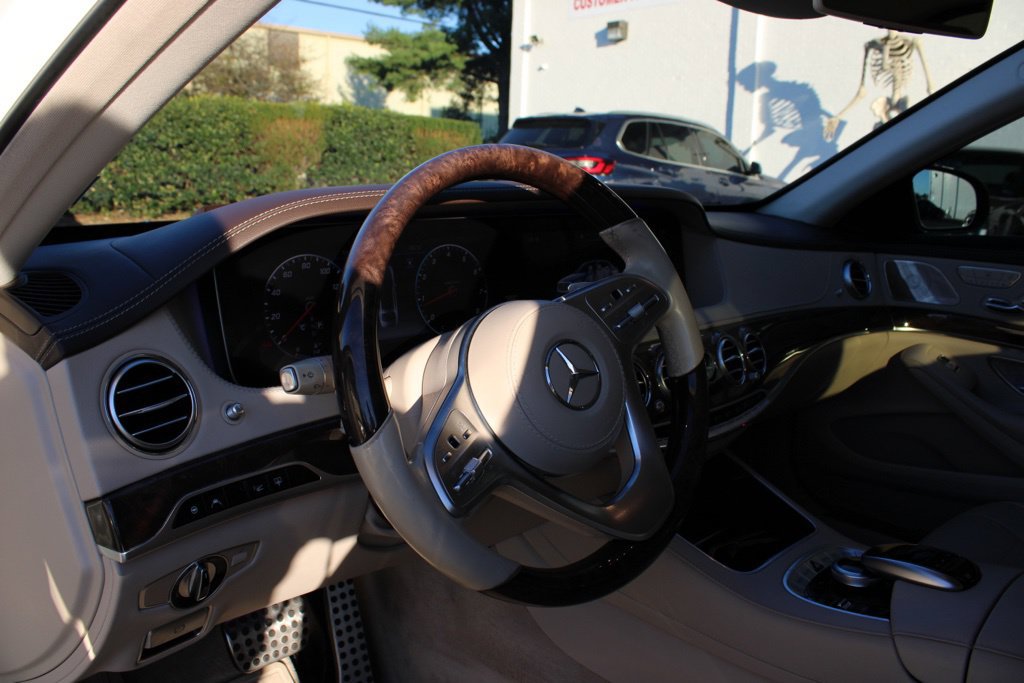 Used 2019 Mercedes-Benz S 560 4MATIC Sedan image 33