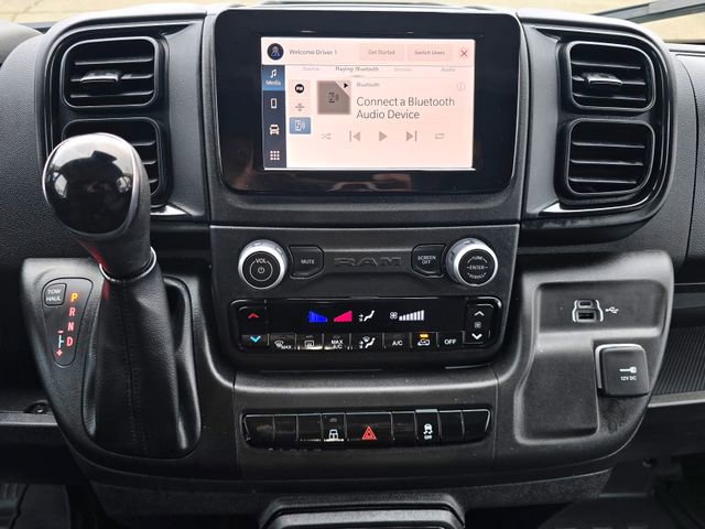 Used 2025 RAM ProMaster 2500 w/ Convenience Group image 11