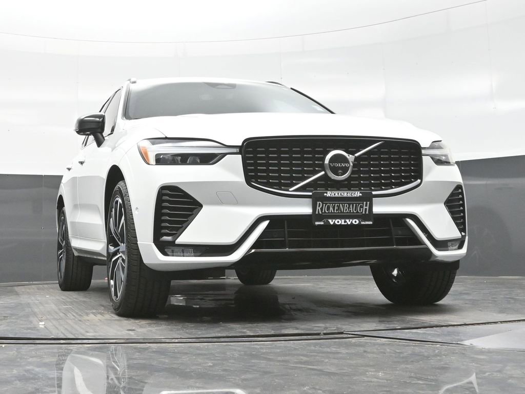 Used 2024 Volvo XC60 B5 Plus w/ Protection Package Premier image 26