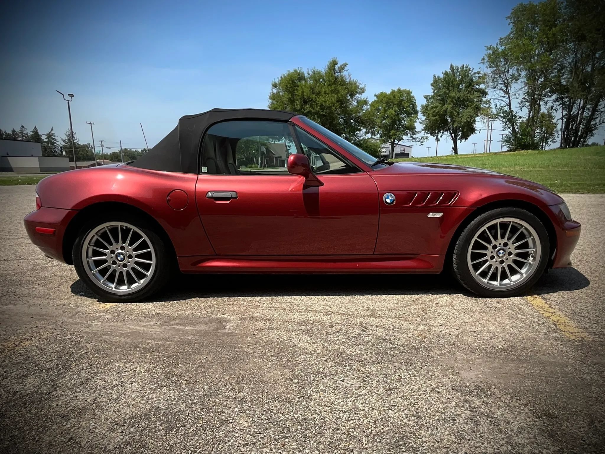 Used 2001 BMW Z3 3.0i RWD image 6