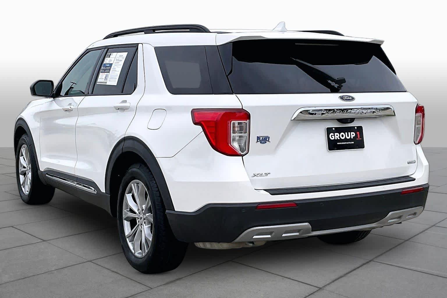 Used 2020 Ford Explorer XLT w/ Equipment Group 202A RWD image 12