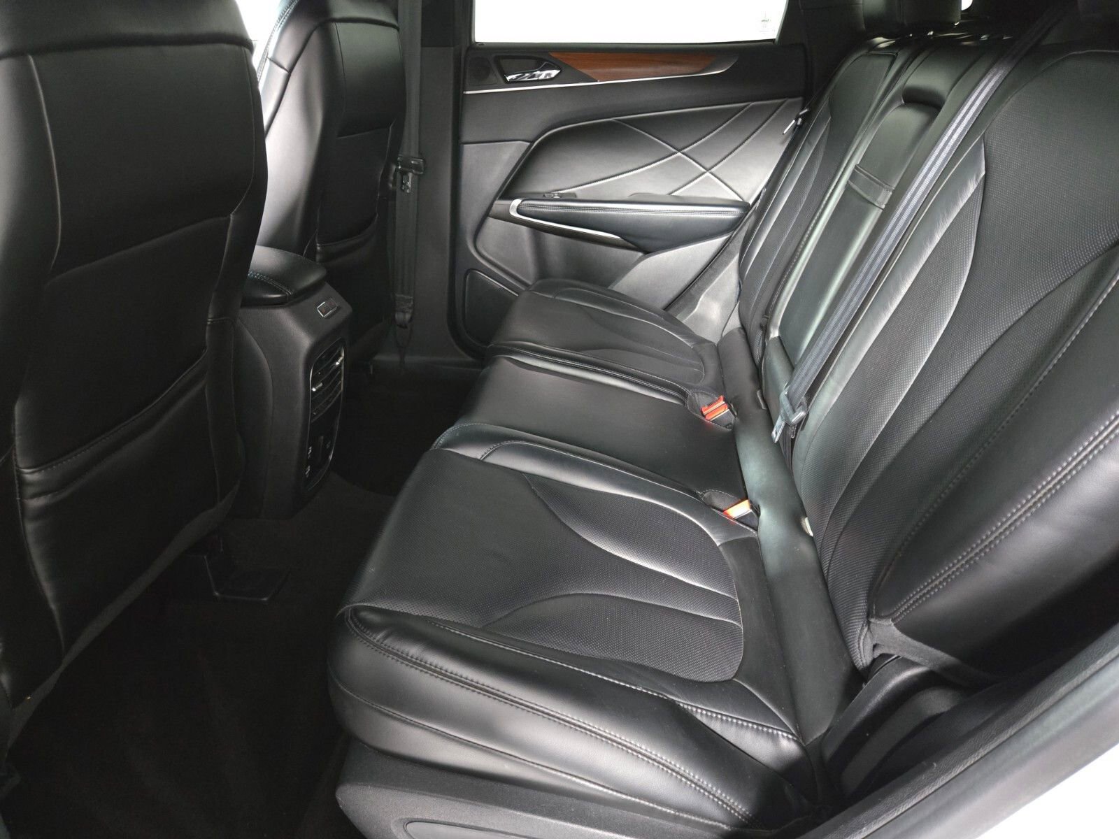 Used 2019 Lincoln MKC Reserve w/ MKC Technology Package image 12