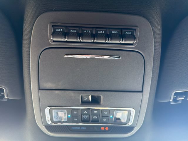 Used 2025 Ford F350 Platinum AWD/4WD image 30