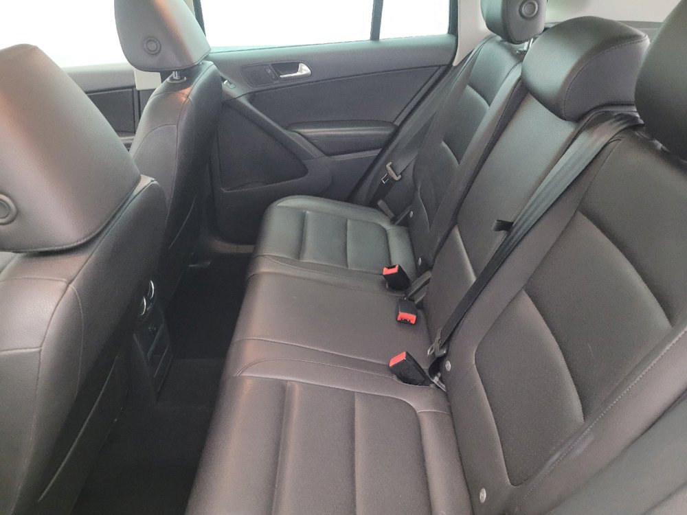 Used 2018 Nissan Pathfinder SL w/ Midnight Edition Package image 18