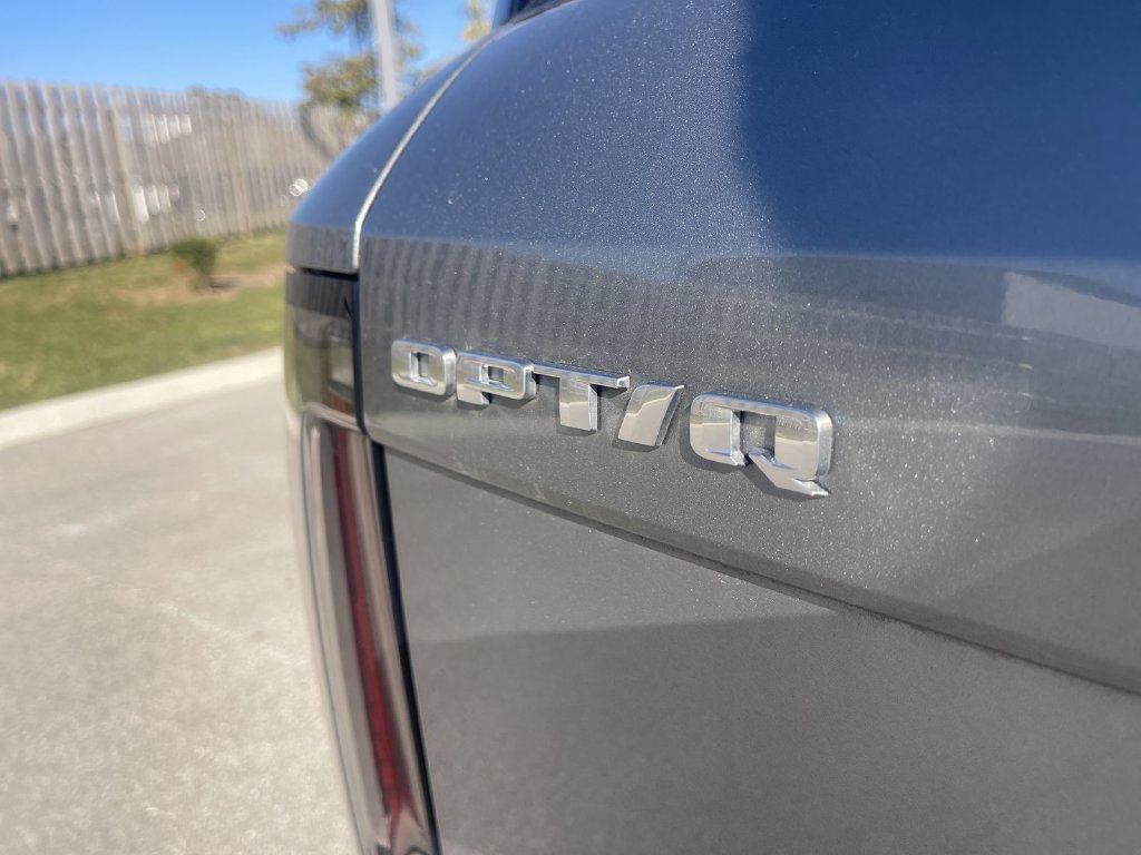 Used 2025 Cadillac Optiq Sport 2 w/ LPO, Floor Liner Package AWD/4WD image 4