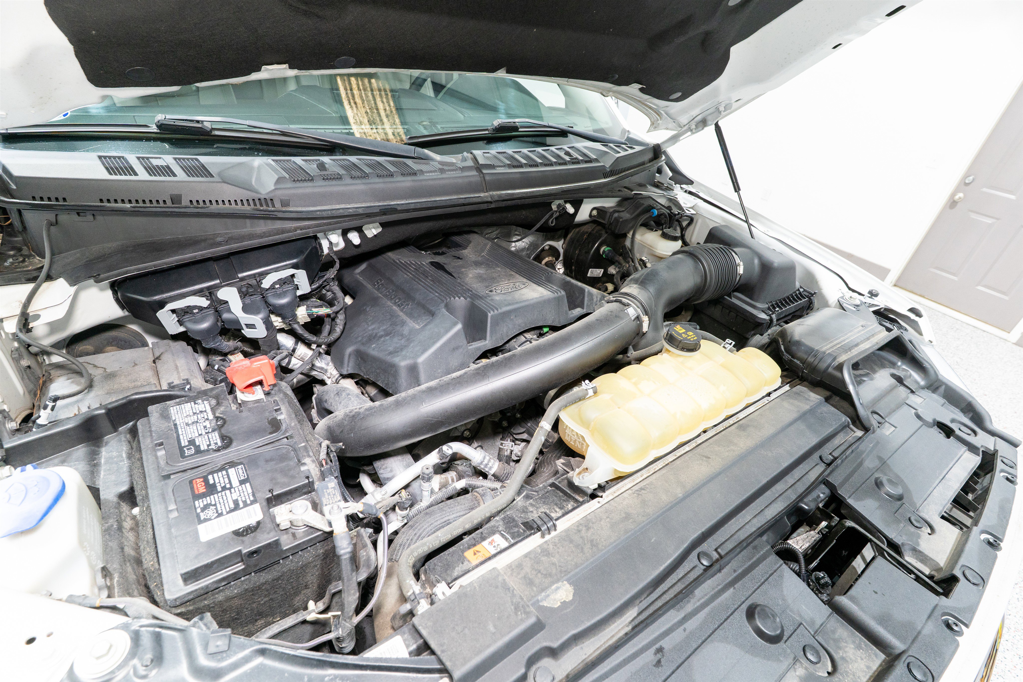 Used 2020 Ford F150 Lariat w/ Equipment Group 502A Luxury image 39