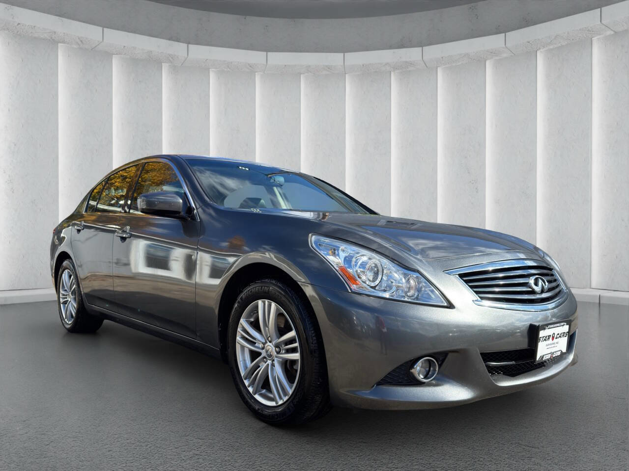 Used 2013 INFINITI G37 x Sedan w/ Premium Pkg image 7