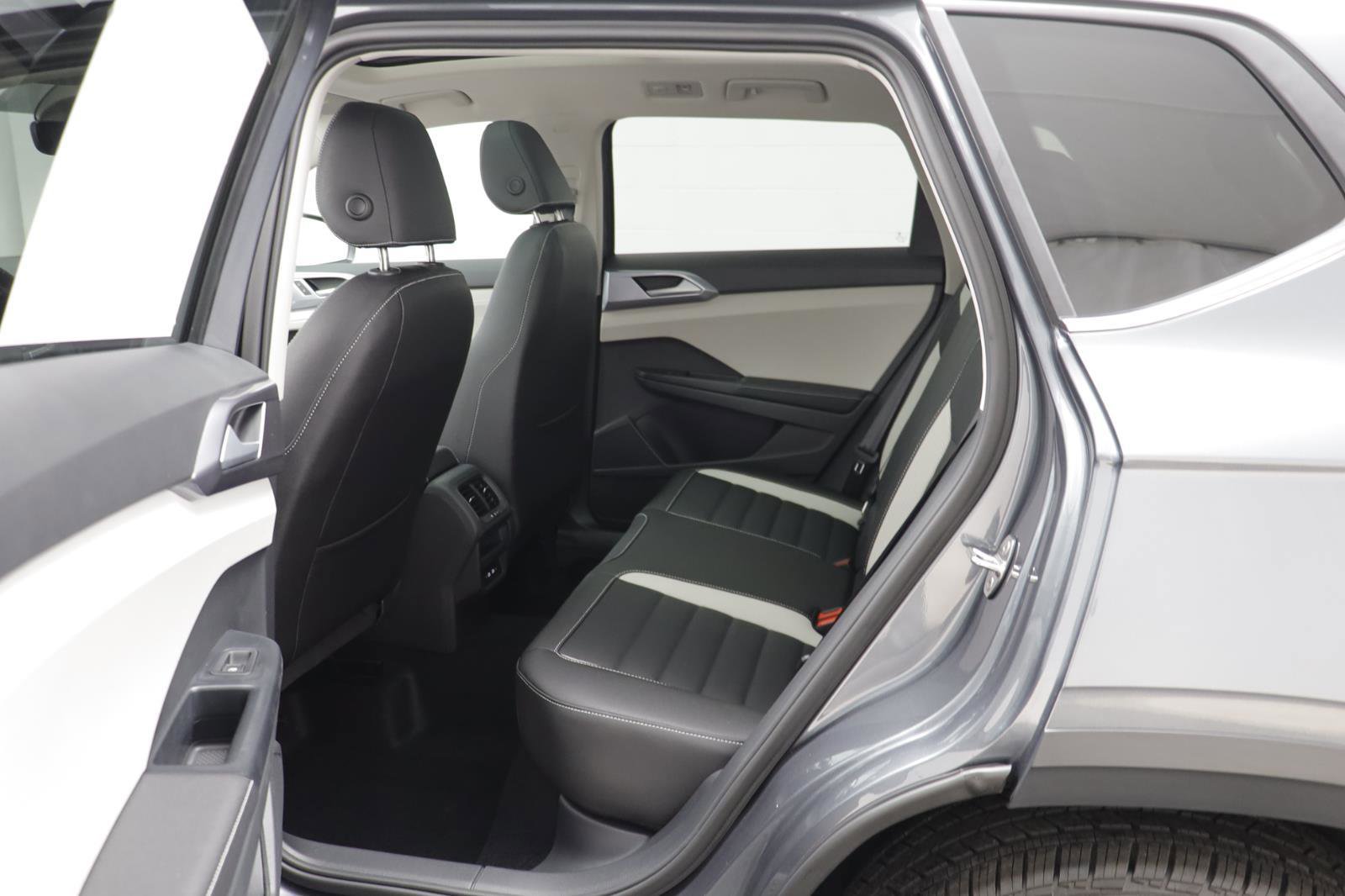 New 2026 Volkswagen Taos SEL image 14