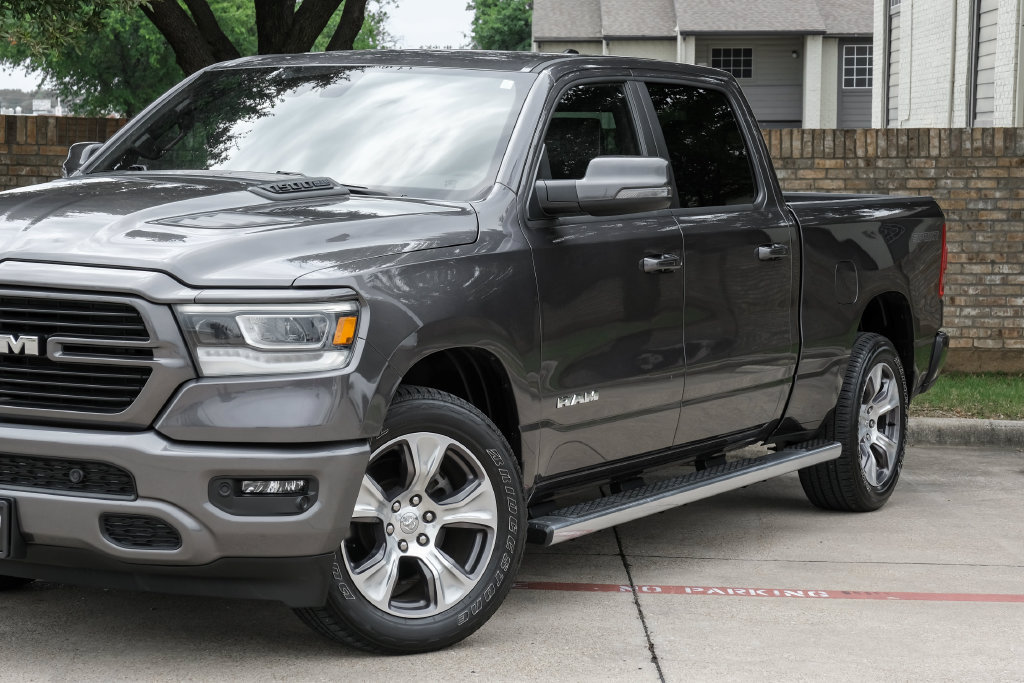 Used 2023 RAM 1500 Laramie AWD/4WD image 13