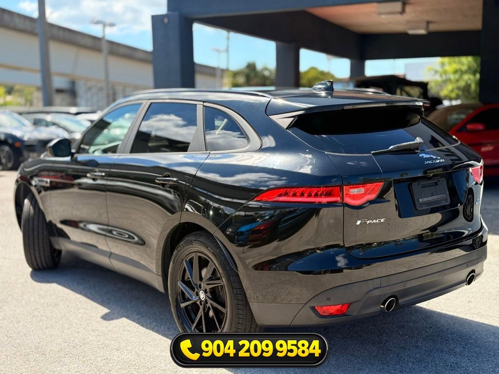 Used 2018 Jaguar F-PACE Premium image 5