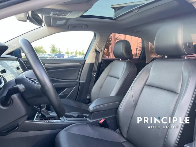 Used 2019 Volkswagen Jetta SEL FWD image 12