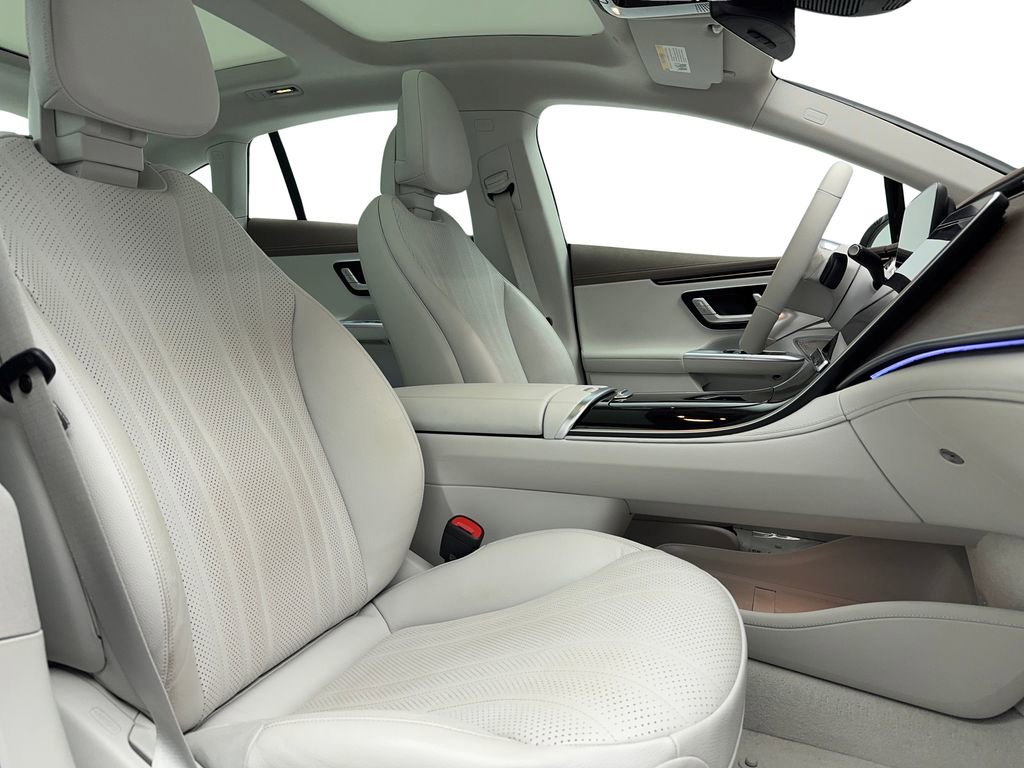 Used 2023 Mercedes-Benz EQE 500 4MATIC Sedan image 44