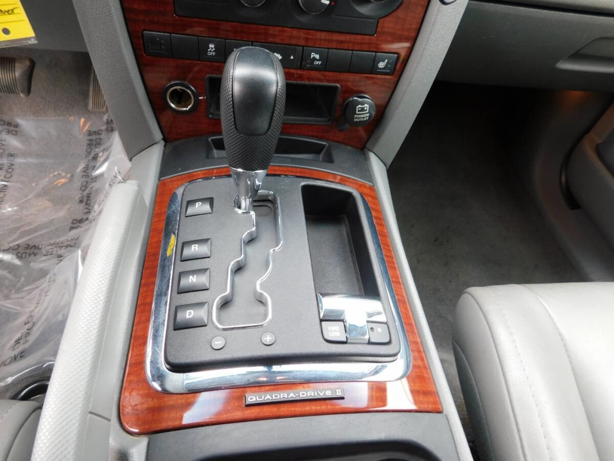 Used 2006 Jeep Grand Cherokee Limited image 16