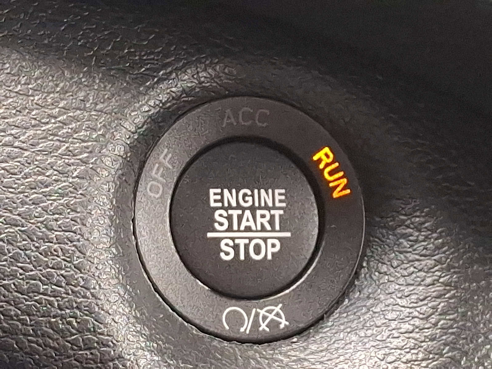 Used 2021 Jeep Cherokee Latitude Lux w/ Comfort/Convenience Group image 22