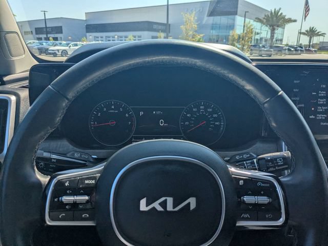 Used 2023 Kia Sorento S w/ Panoramic Sunroof Package AWD/4WD image 28
