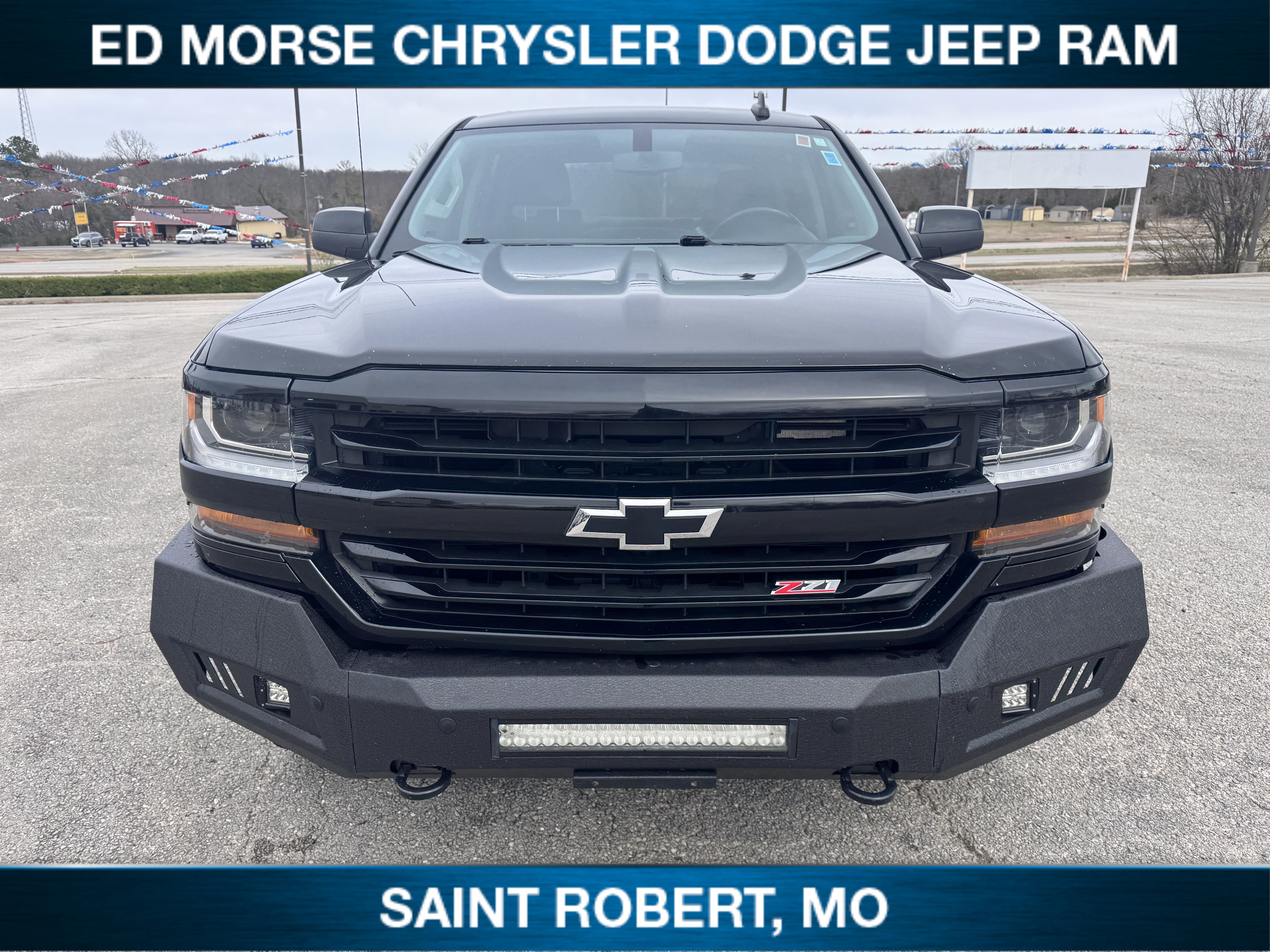 Used 2018 Chevrolet Silverado 1500 LT w/ All Star Edition image 2