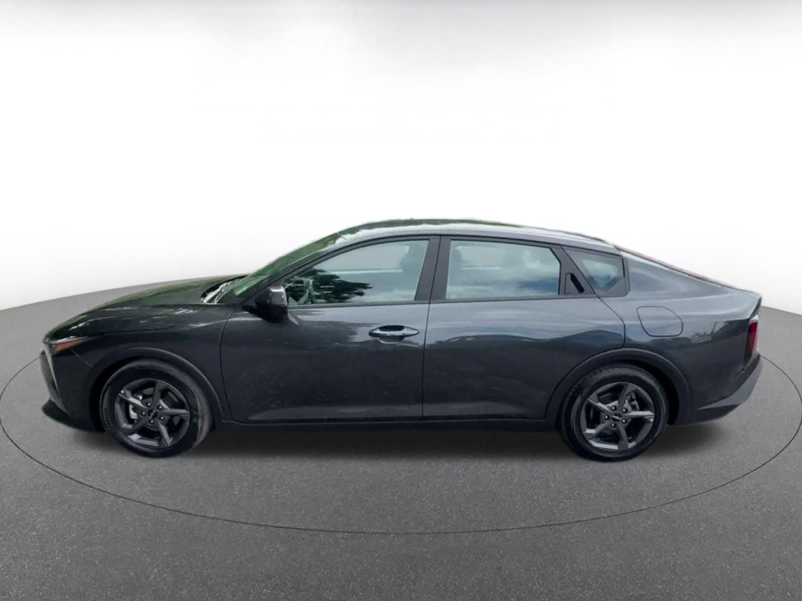 Used 2026 Kia K4 FWD image 8