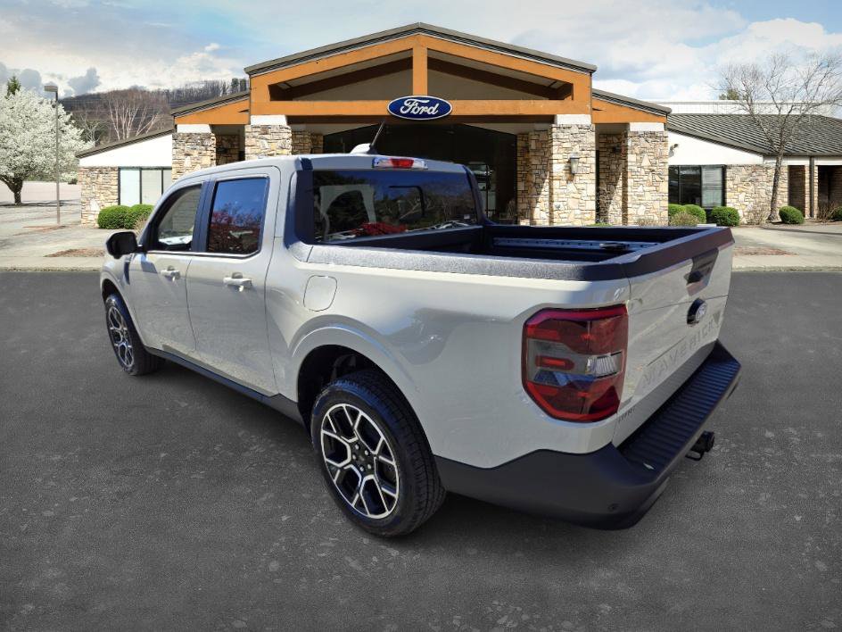 New 2025 Ford Maverick Lariat w/ 4K Tow Package image 7
