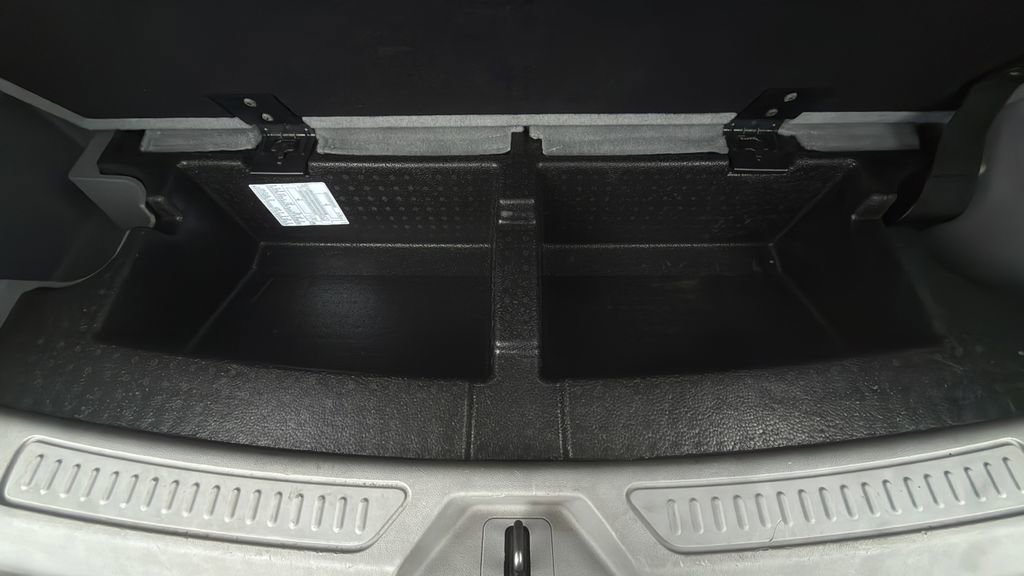 Used 2019 GMC Acadia SLT image 15