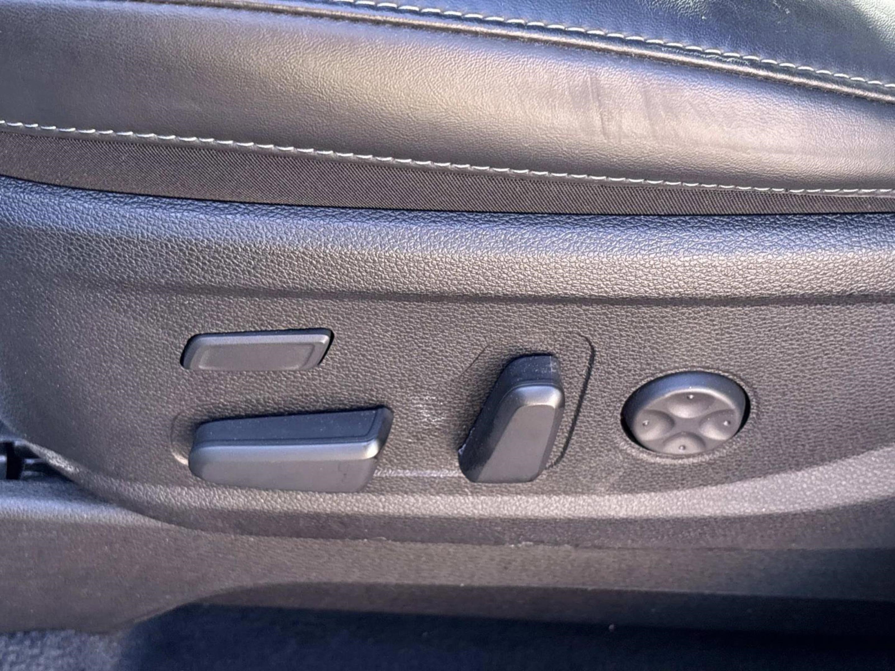 Used 2025 Kia Telluride SX Prestige X-Line image 28