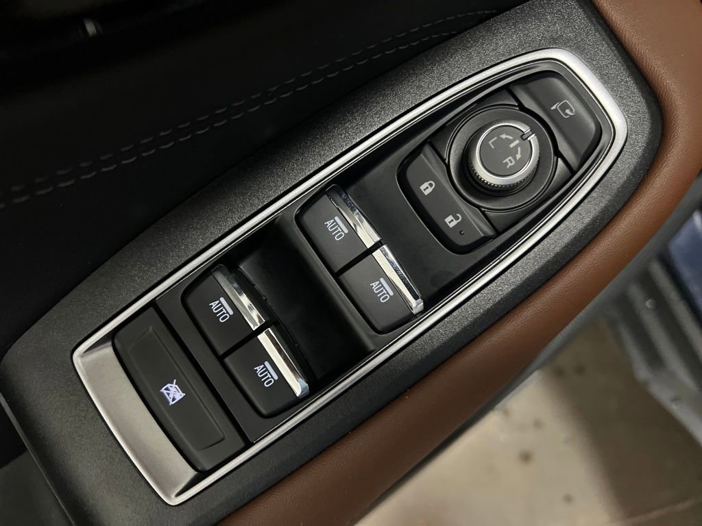 Certified 2025 Subaru Outback Touring XT w/ Popular Package #2 image 13