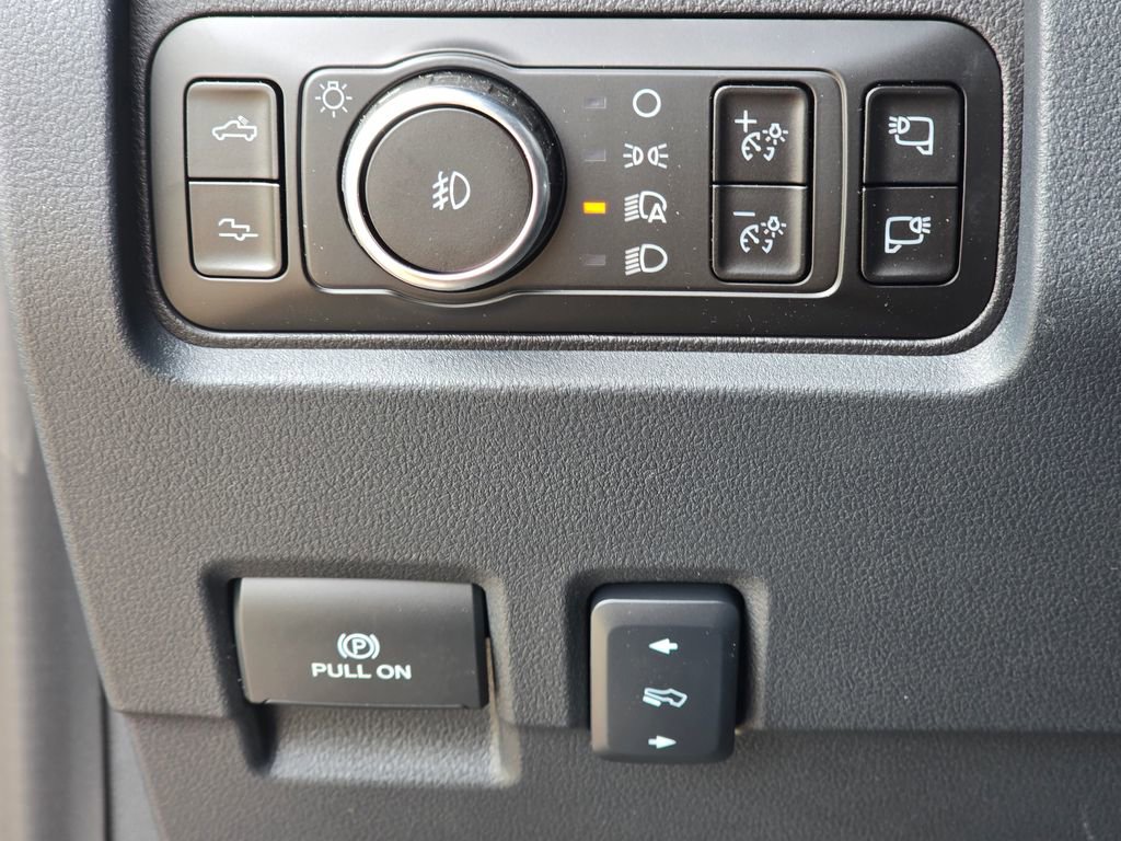 New 2026 Ford F250 Platinum AWD/4WD image 32