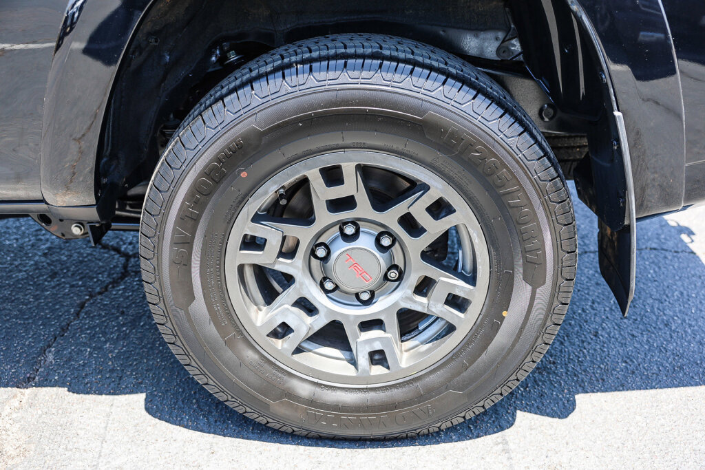 Used 2019 Toyota 4Runner TRD Off-Road Premium AWD/4WD image 27