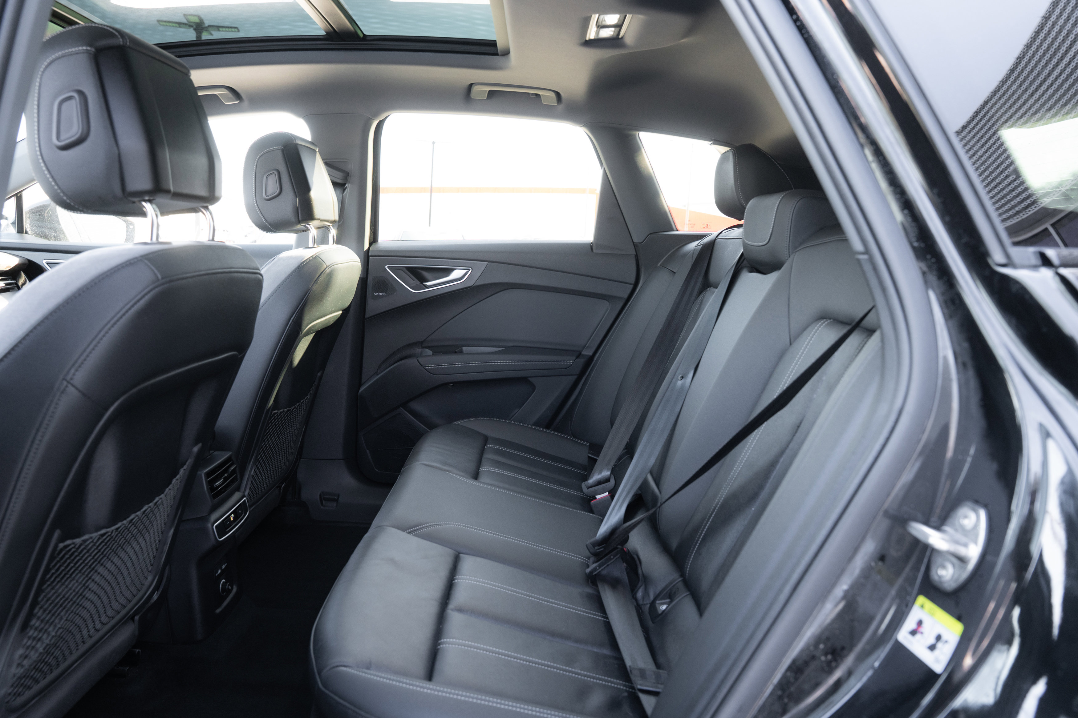 Certified 2024 Audi Q4 e-tron Prestige image 23