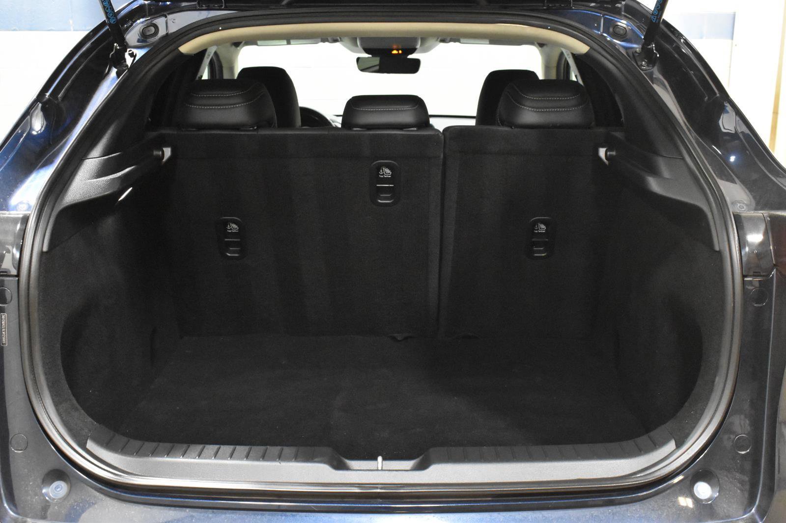 Used 2020 MAZDA CX-30 FWD w/ Preferred Package image 23