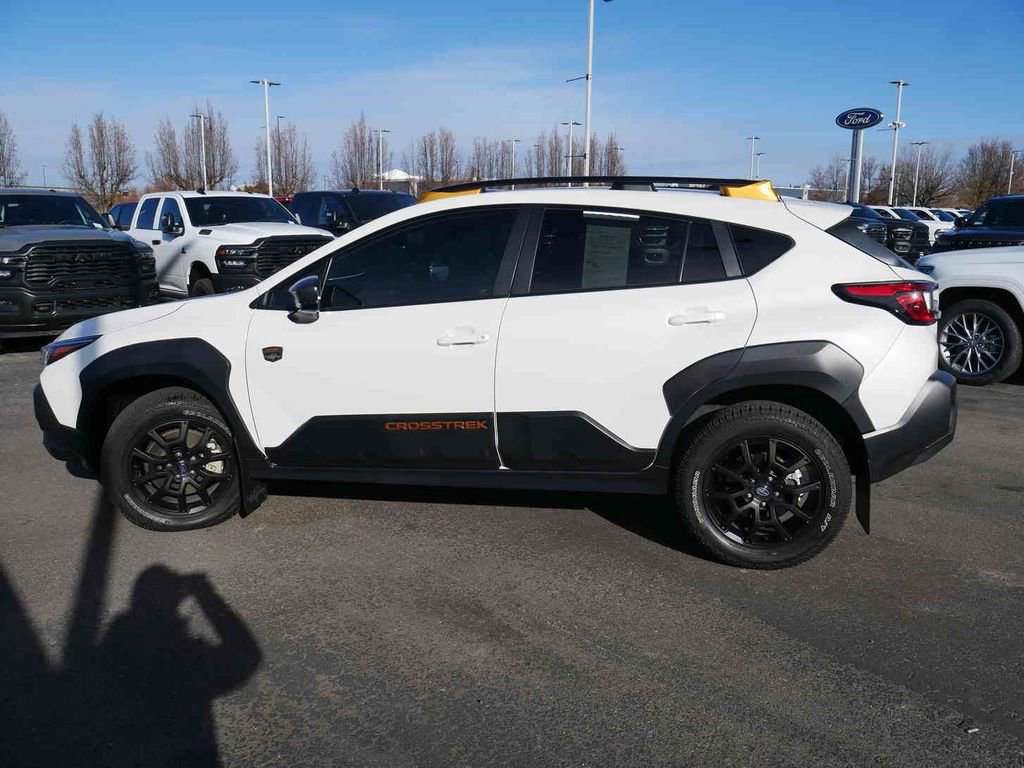 Used 2024 Subaru Crosstrek 2.5i Wilderness w/ Crosstrek Mirror Package image 17
