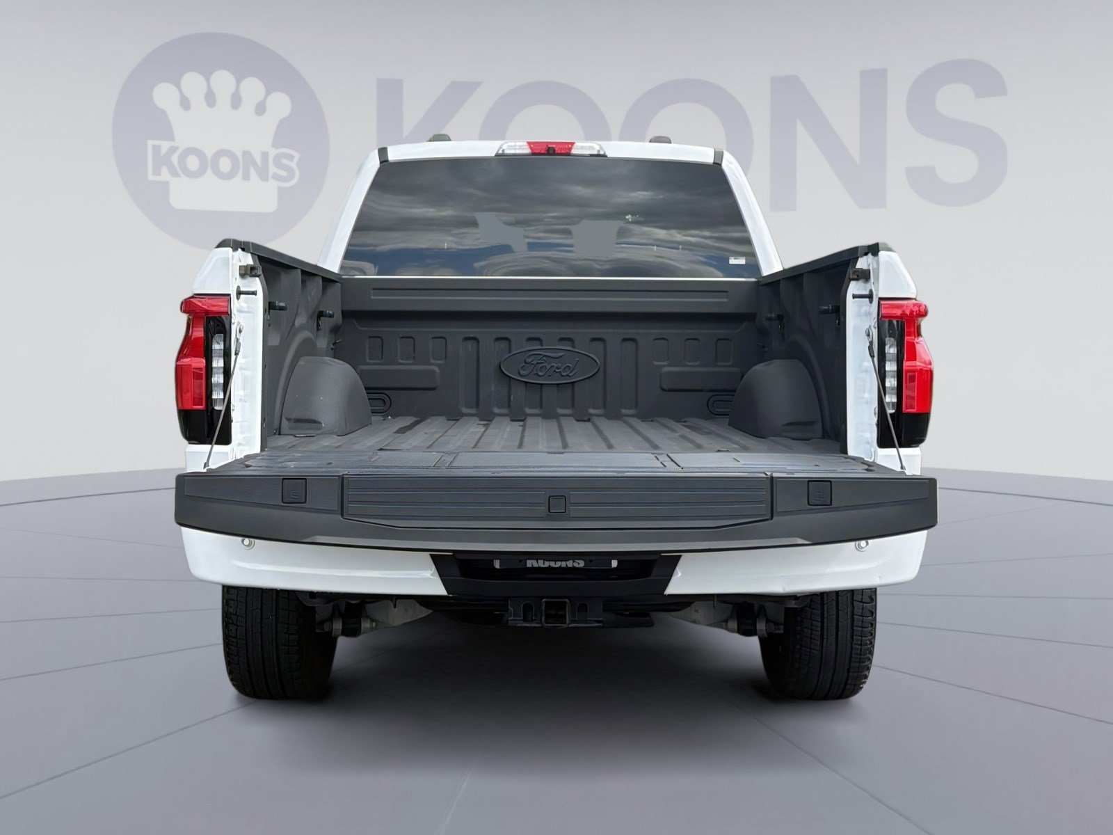 Used 2022 Ford F150 Lightning XLT w/ Tow Technology Package AWD/4WD image 28