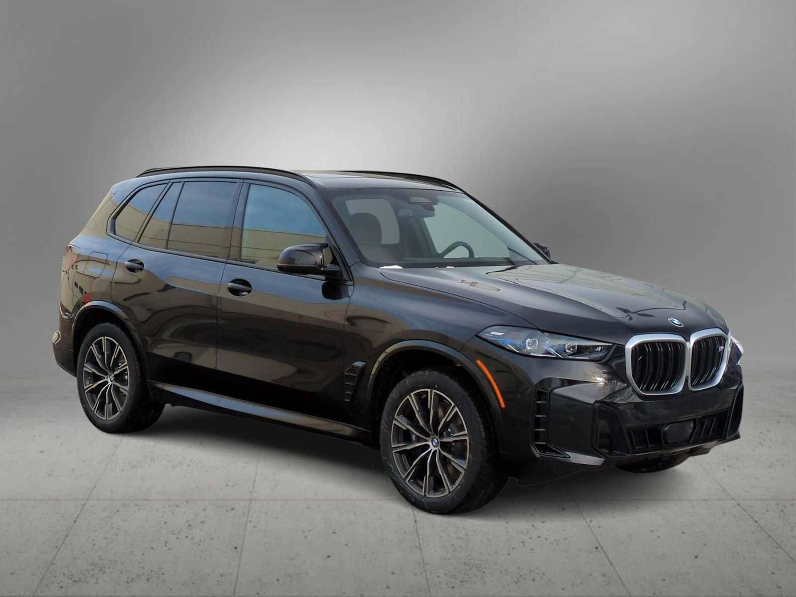 New 2026 BMW X5 M60i AWD/4WD image 2