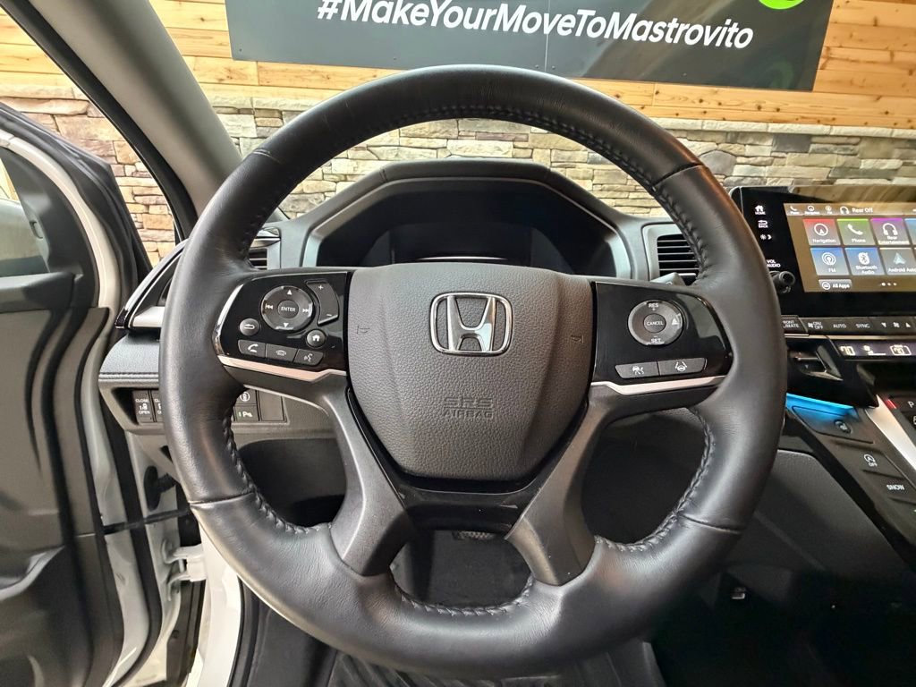 Used 2023 Honda Odyssey Touring image 17