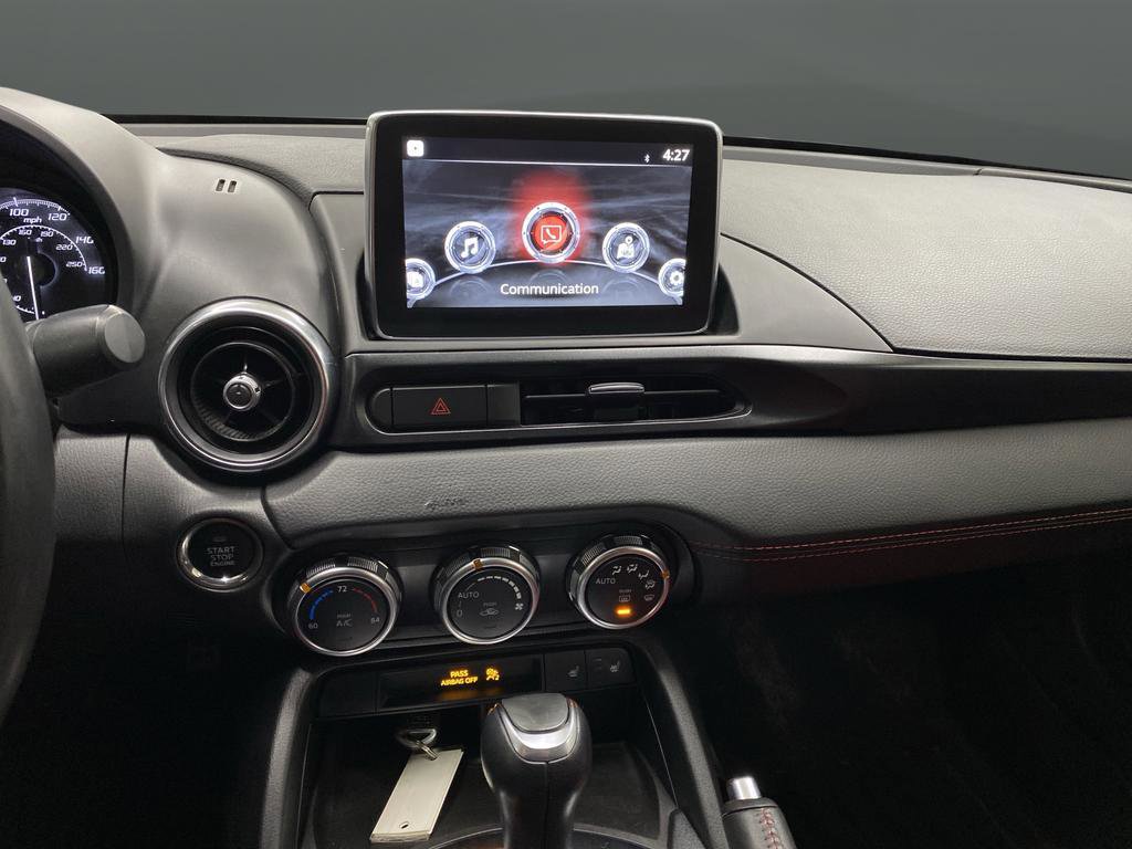 Used 2020 FIAT 124 Spider Abarth w/ Convenience Group image 9