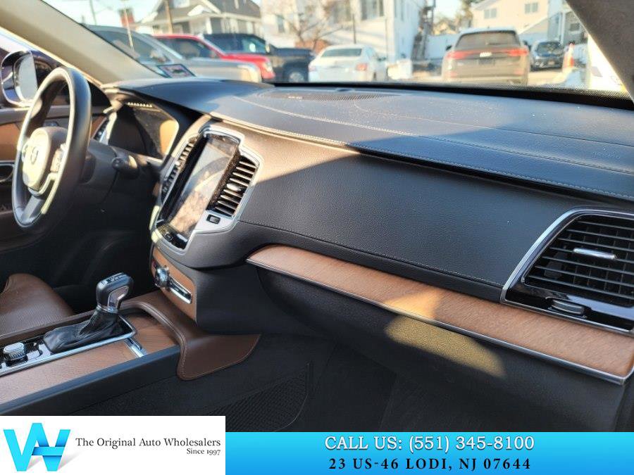 Used 2019 Volvo XC90 T6 Inscription w/ Luxury Package image 16