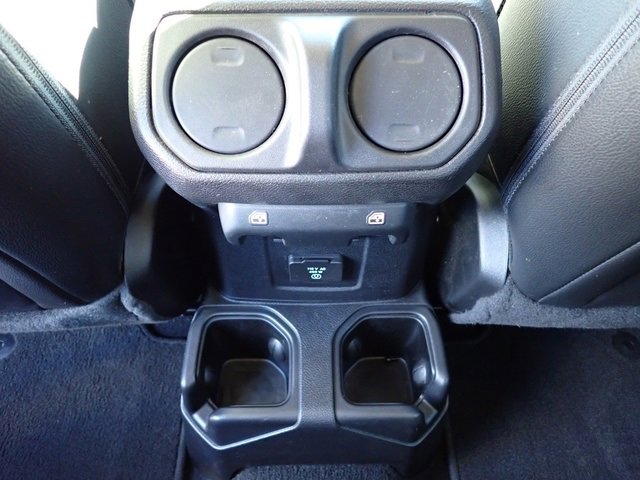 Used 2020 Jeep Gladiator Overland image 17