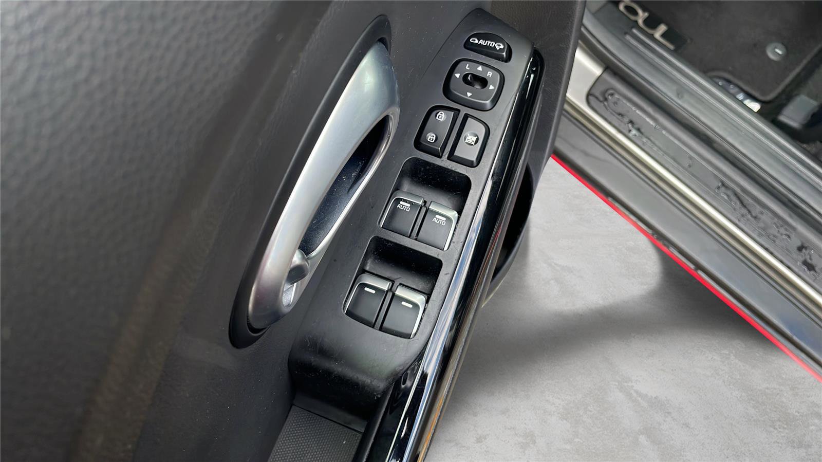 Used 2018 Kia Soul ! w/ Tech Package image 24