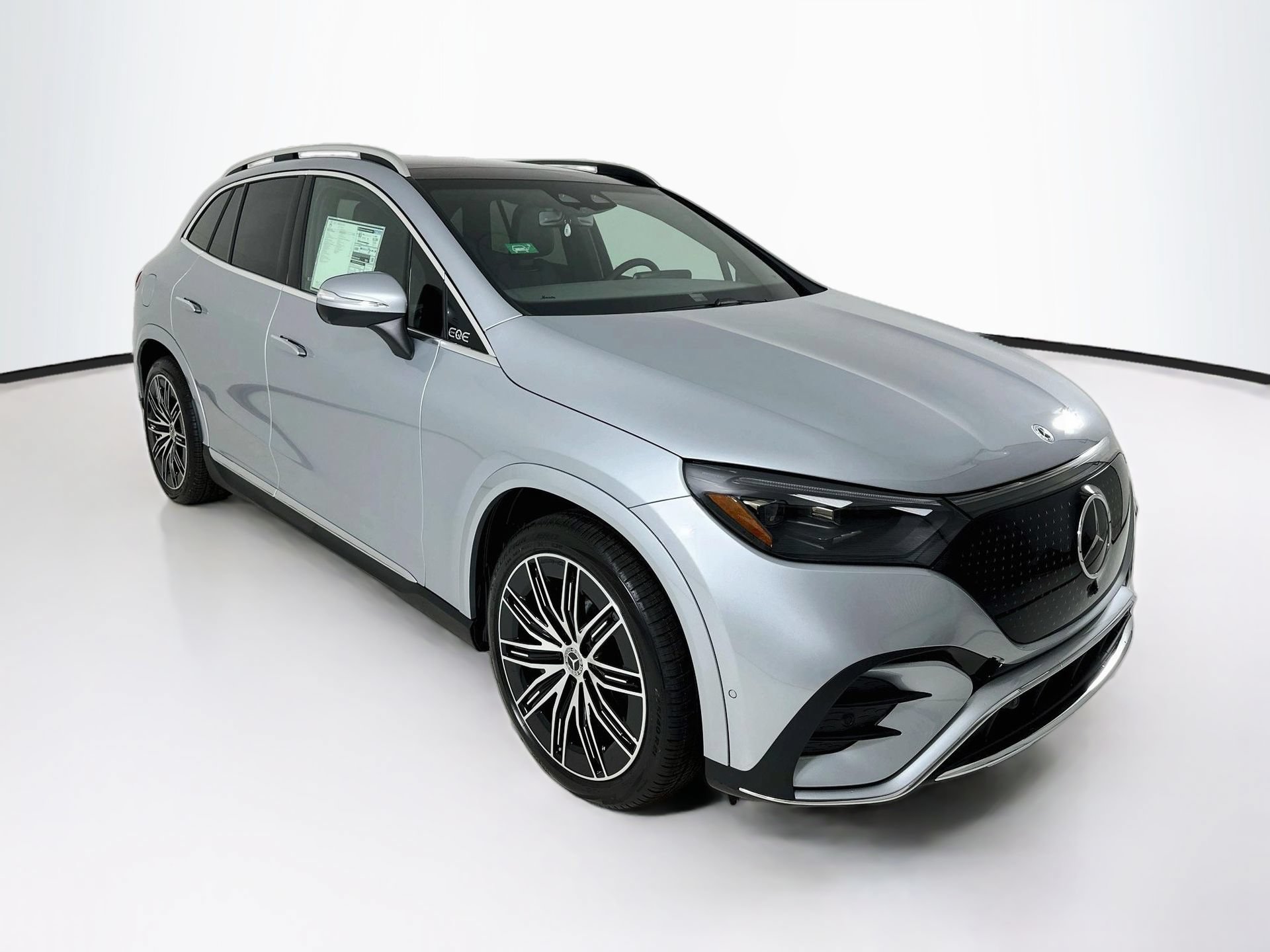 New 2027 Mercedes-Benz EQE 320+ SUV video 1