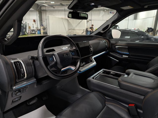 Used 2025 Ford Expedition Tremor AWD/4WD image 15