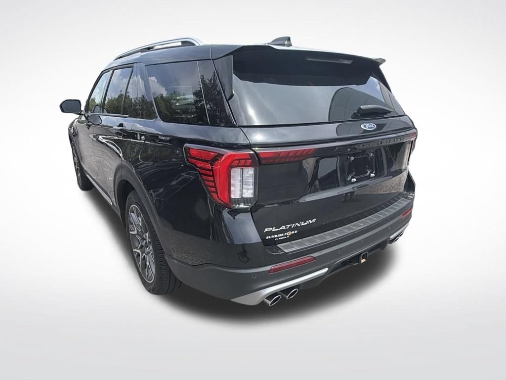 Used 2025 Ford Explorer Platinum w/ Ultimate Package RWD image 6