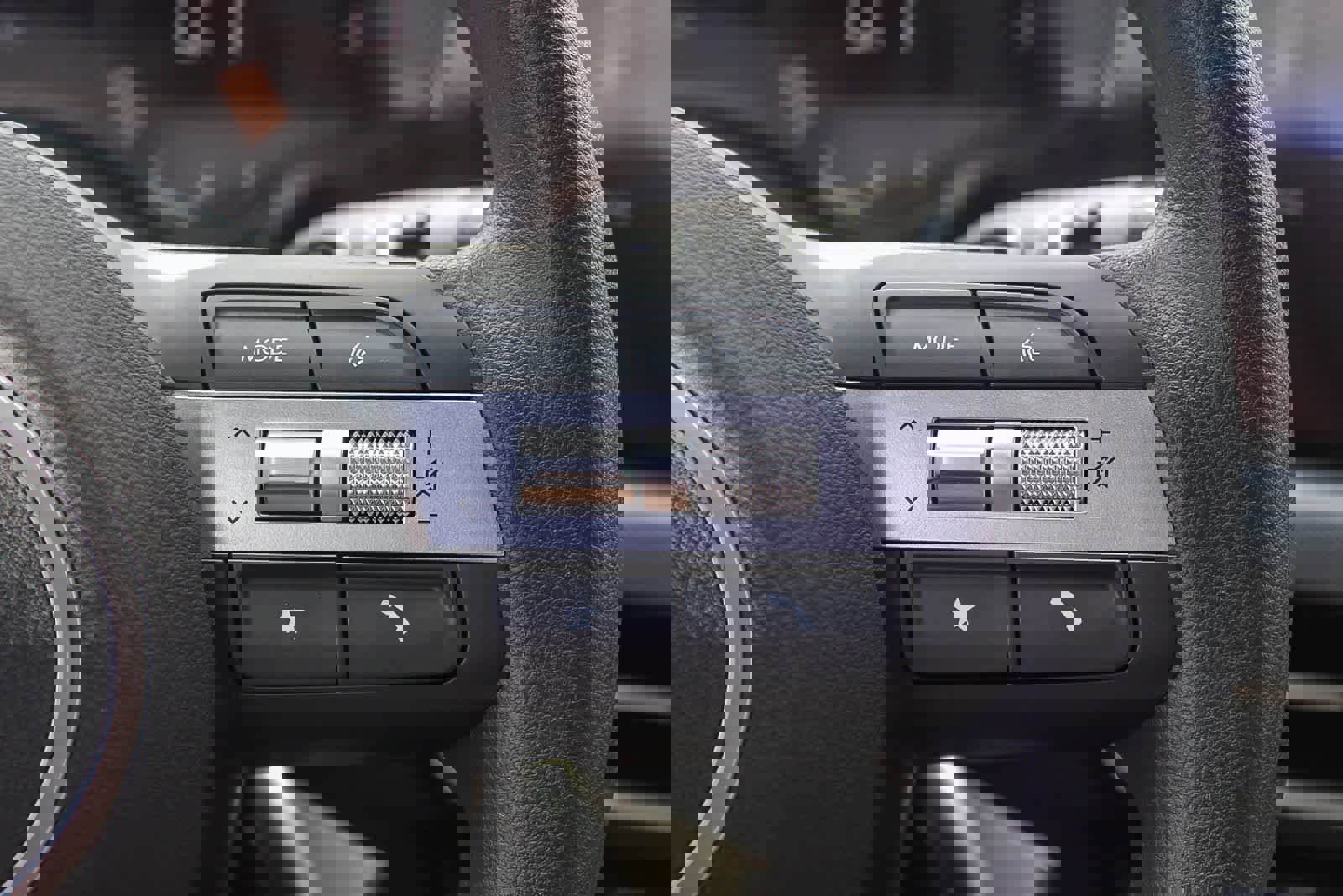 Certified 2025 Hyundai Sonata SE image 32