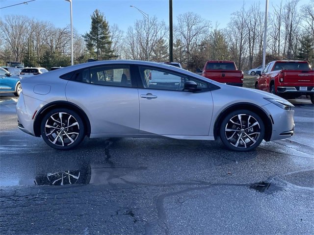 Used 2024 Toyota Prius Prime Premium image 6
