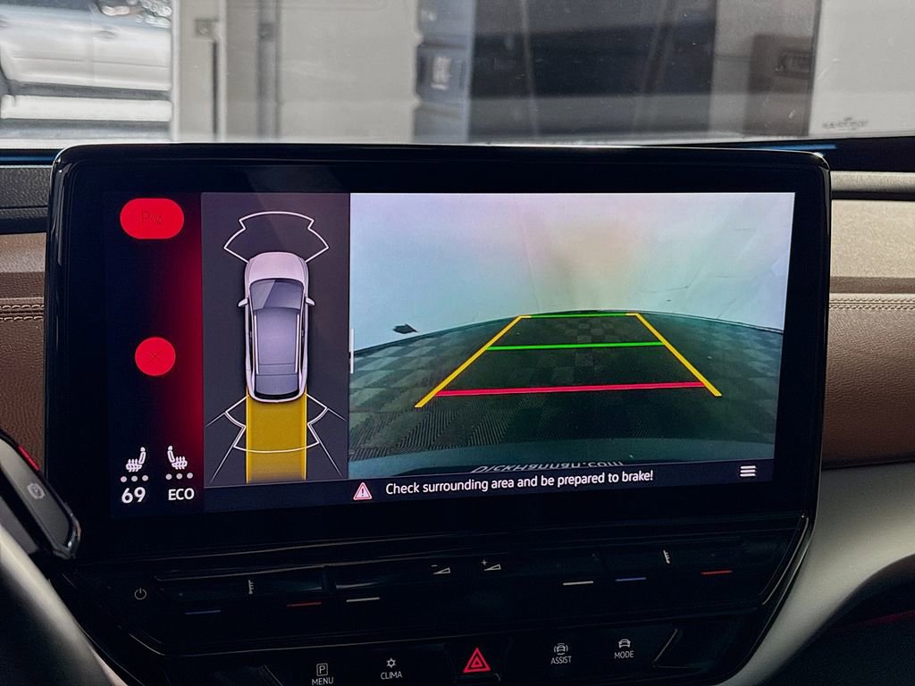 Used 2021 Volkswagen ID.4 Pro S w/ Gradient Package image 17