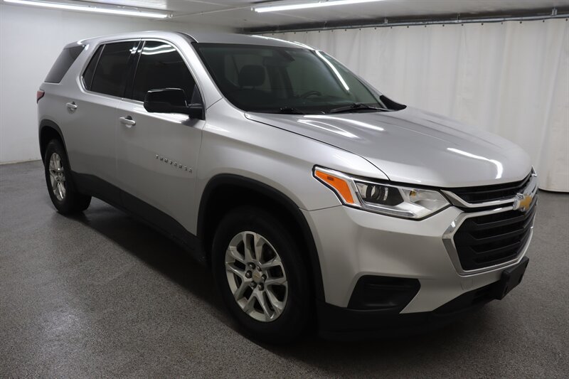 Used 2021 Chevrolet Traverse LS w/ LPO, Floor Liner Package AWD/4WD image 1