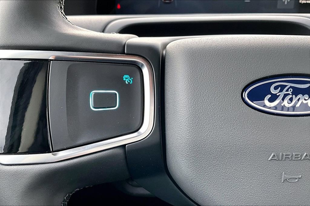 New 2025 Ford Expedition Max Active image 18