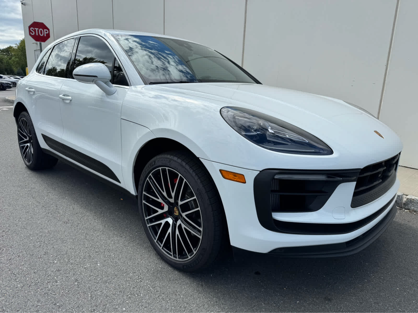 Used 2026 Porsche Macan S AWD/4WD image 2