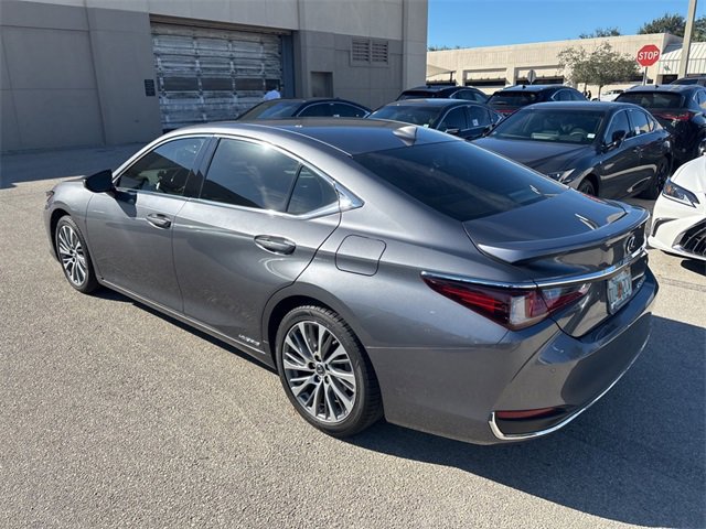 Used 2020 Lexus ES 300h w/ Premium Package image 8